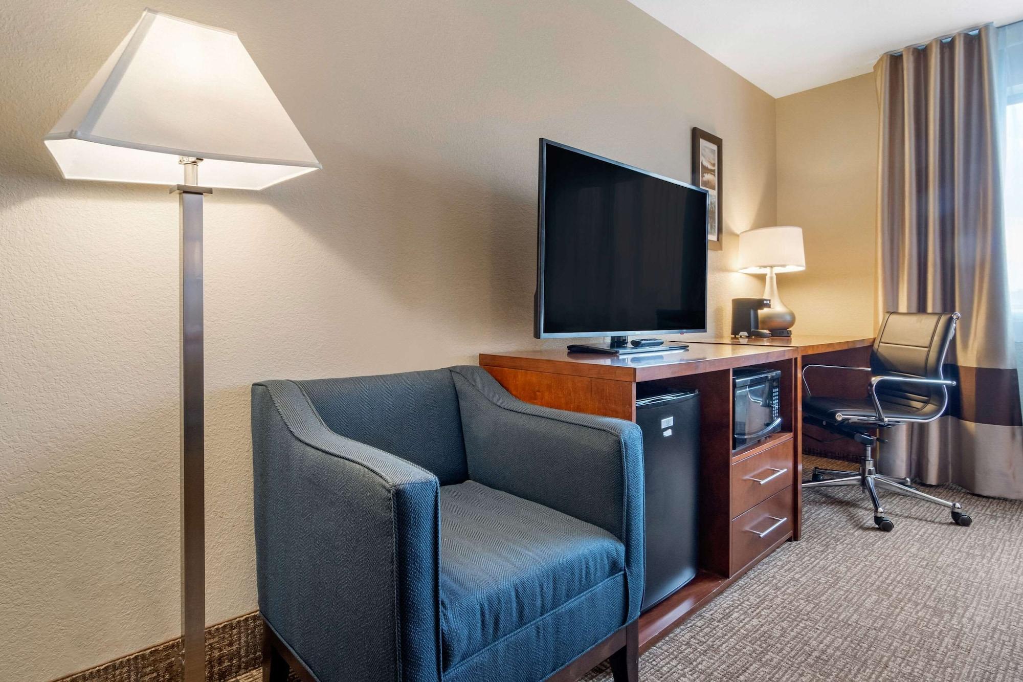Comfort Inn & Suites South Hill I-85 Ngoại thất bức ảnh