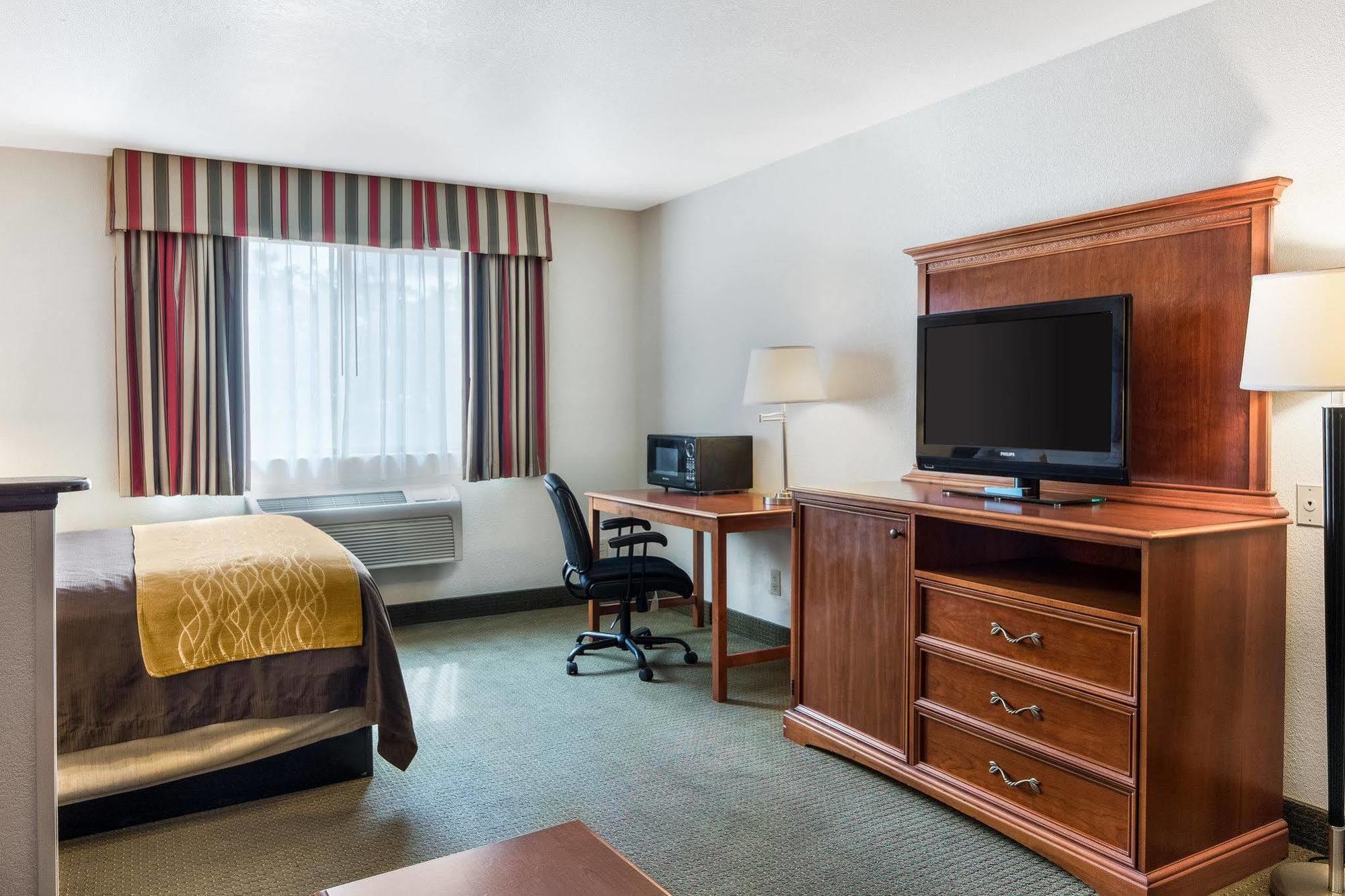 Comfort Inn & Suites South Hill I-85 Ngoại thất bức ảnh