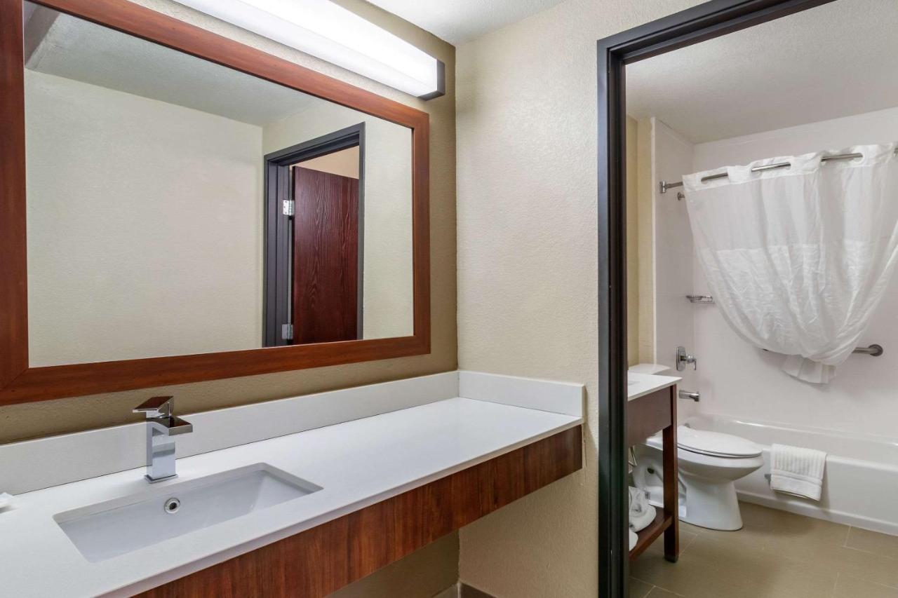 Comfort Inn & Suites South Hill I-85 Ngoại thất bức ảnh